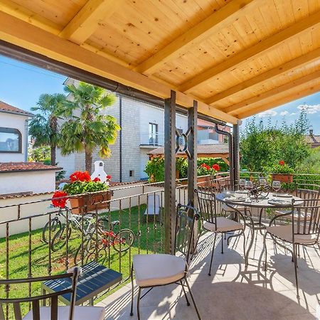House Nono Apartment Porec Bagian luar foto