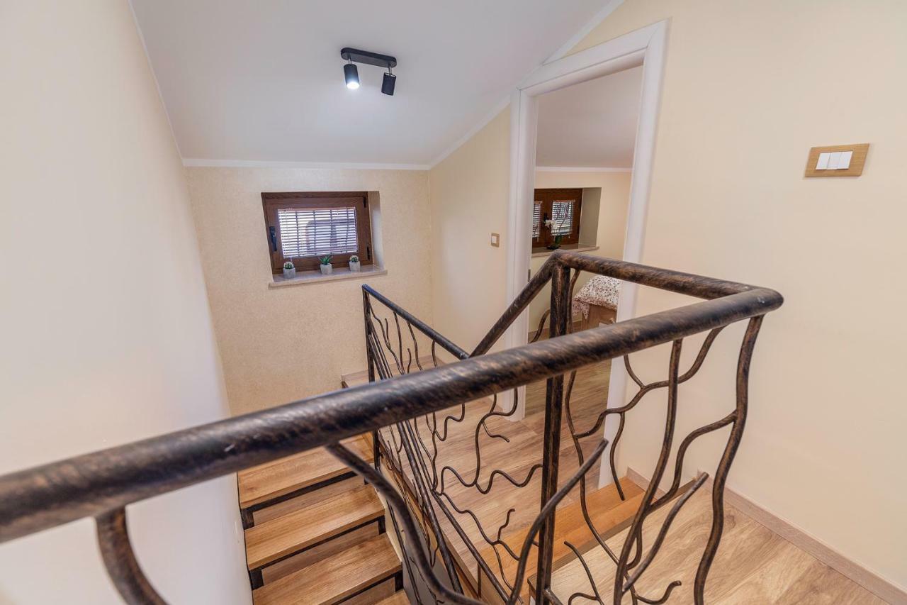 House Nono Apartment Porec Bagian luar foto